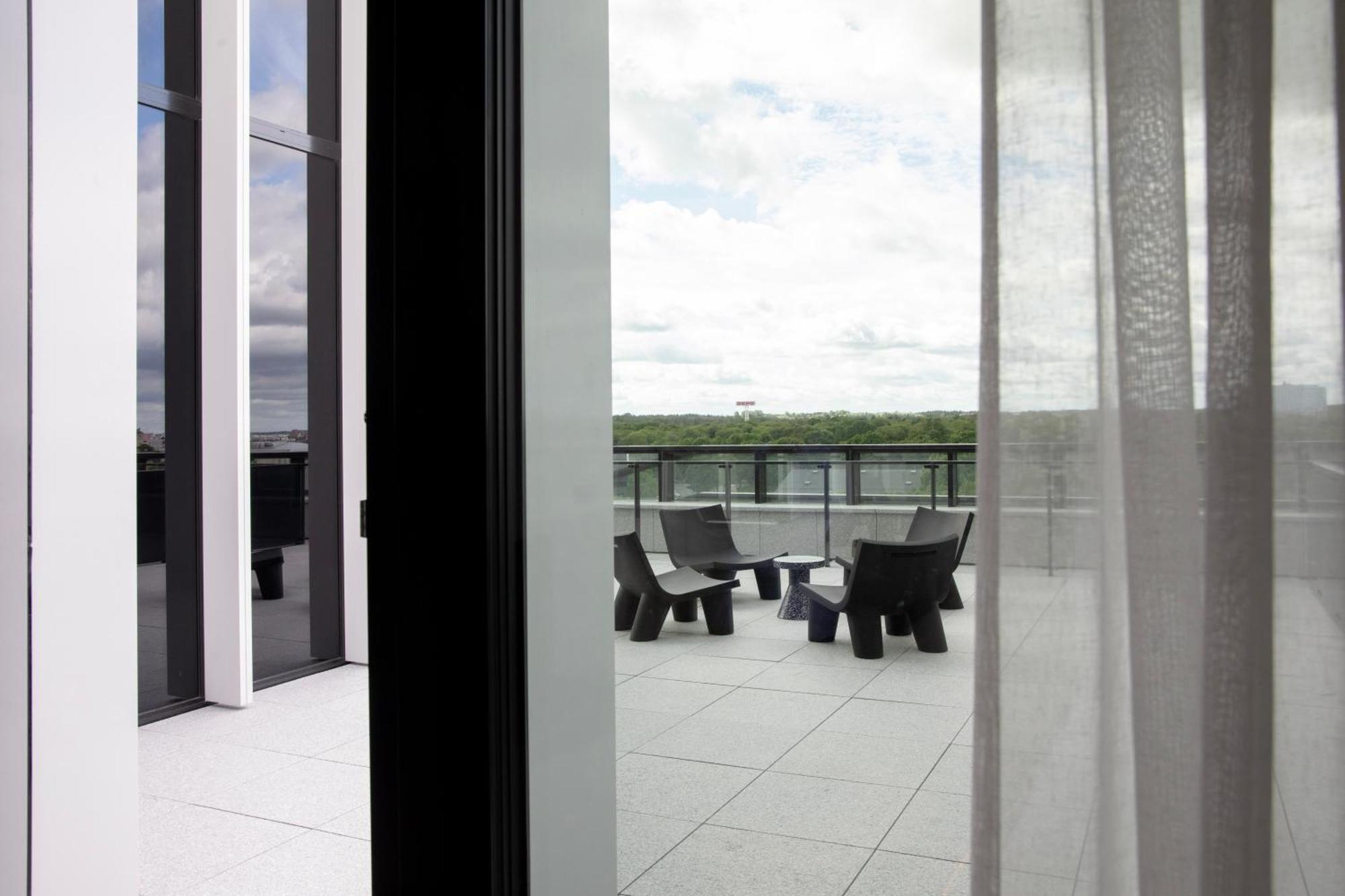 Bob W Kesklinn Tallinn Exteriör bild